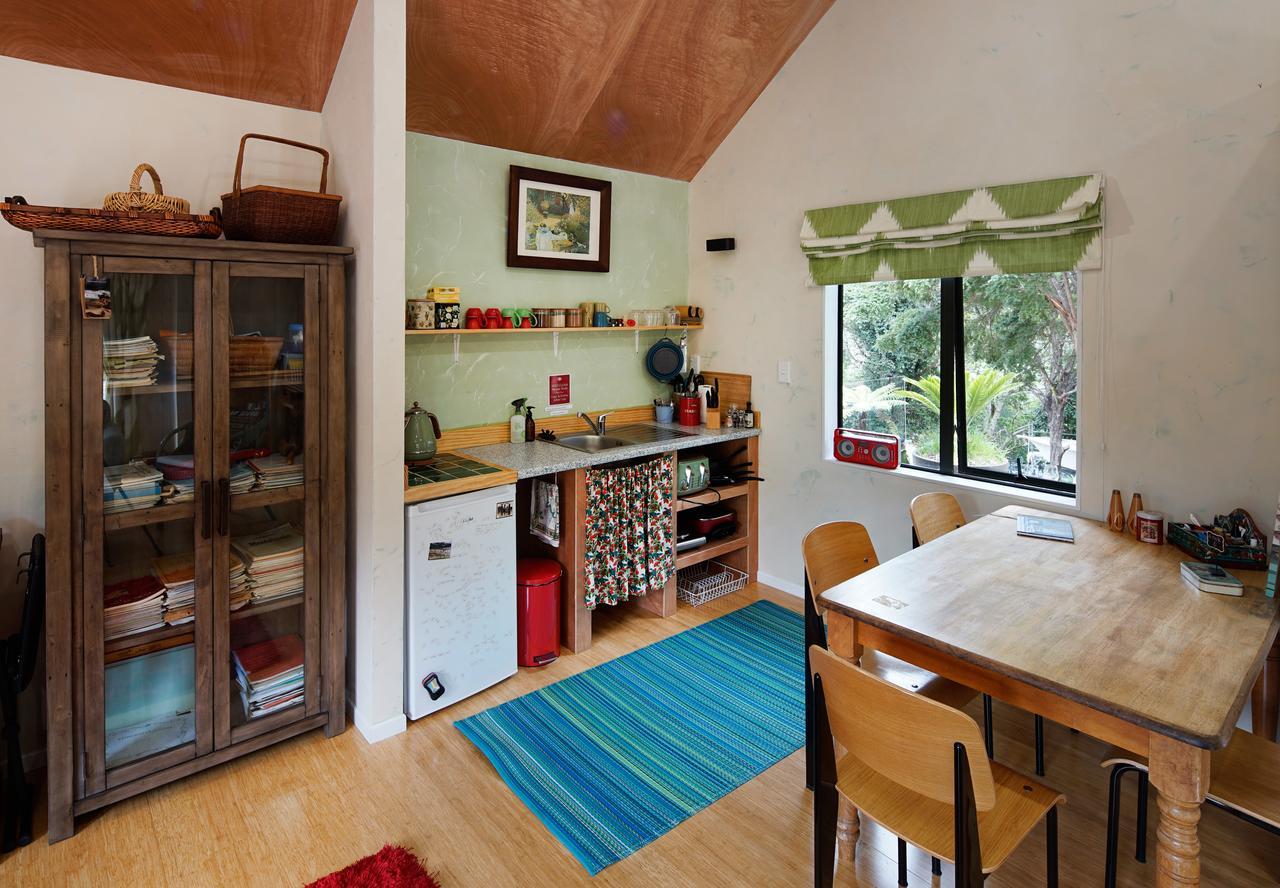 Wai-Knot Accommodation Onetangi Экстерьер фото
